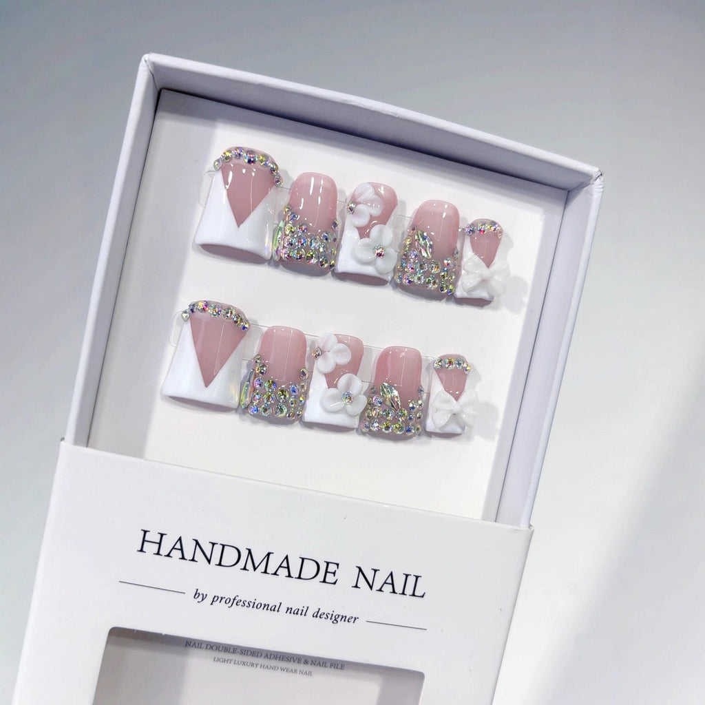 Bridal Elegance: "White Bow Crystal" – Short Square Handmade Press-Ons
