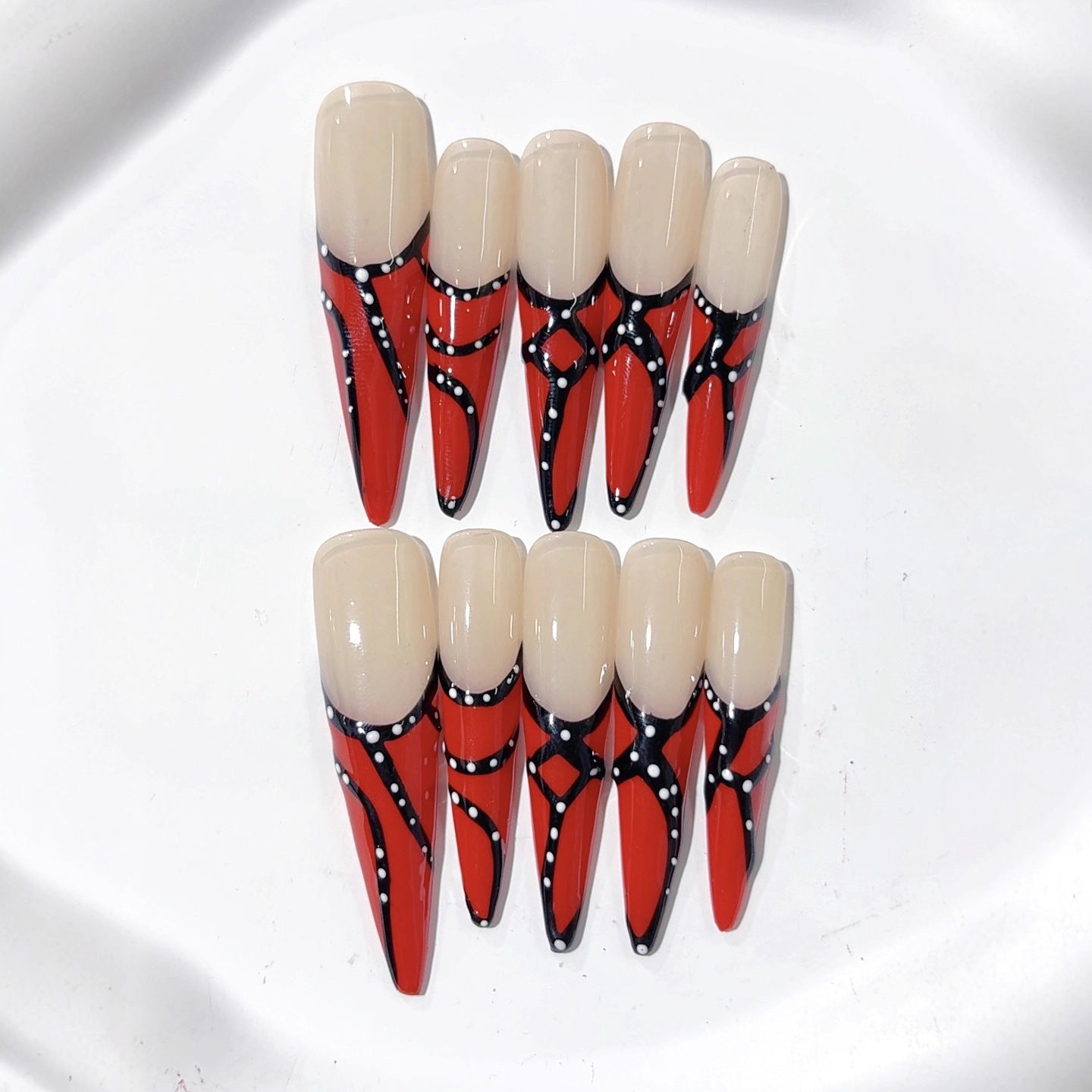 Scarlet Line French